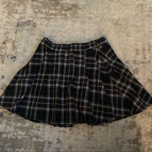 Garage Pleated Plaid Skirt